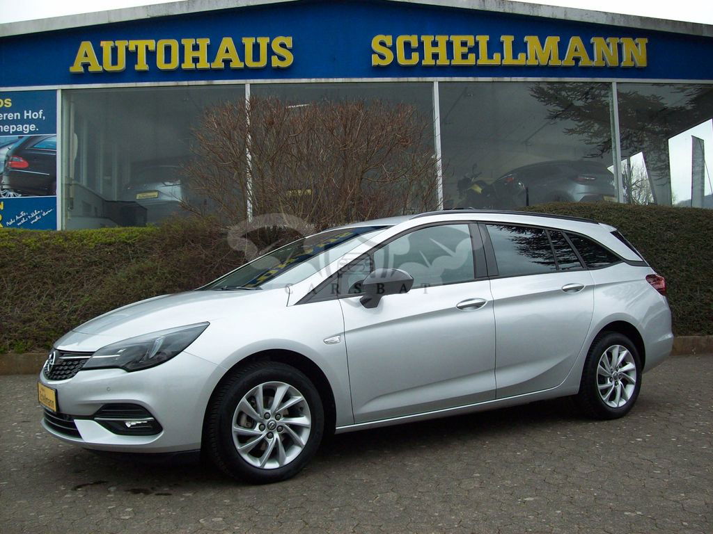 Opel Astra 2021