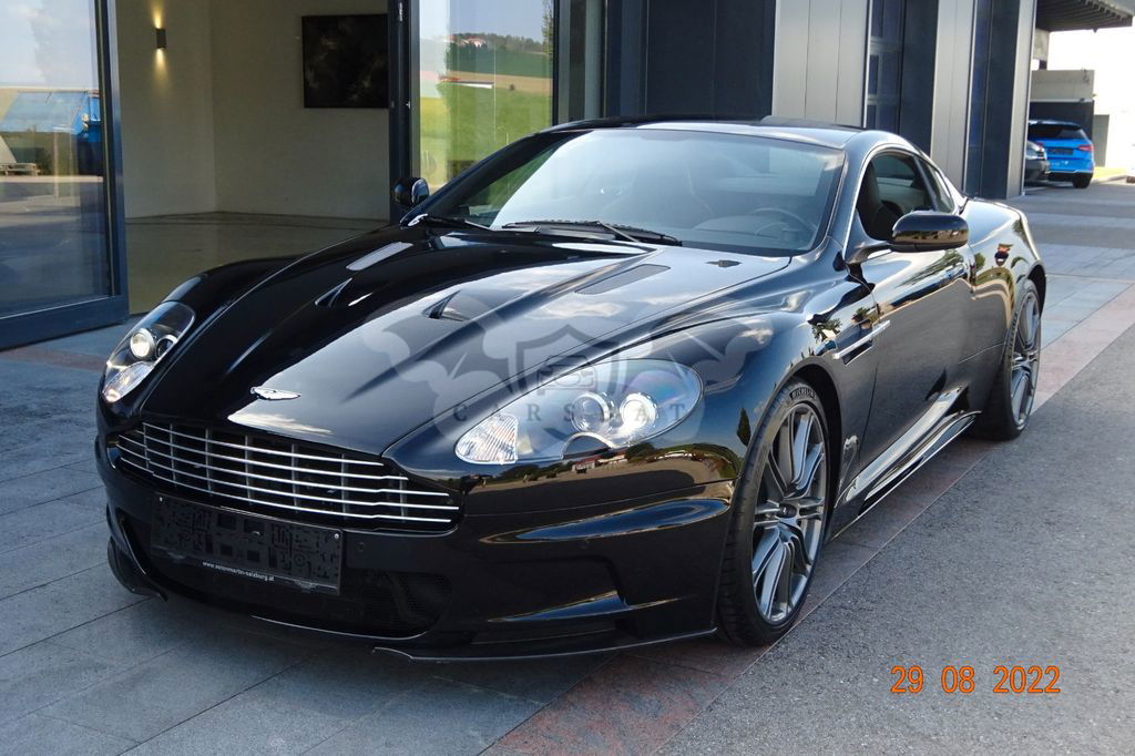Aston Martin DBS 2011