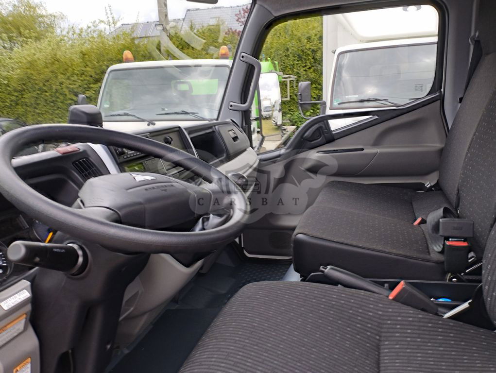 Mitsubishi Fuso Canter 2023