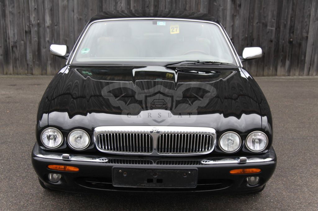 Jaguar Daimler 2001
