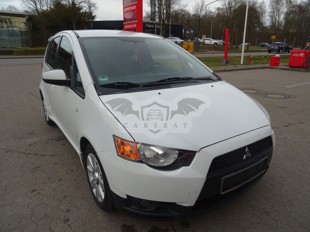 Mitsubishi Colt 2013