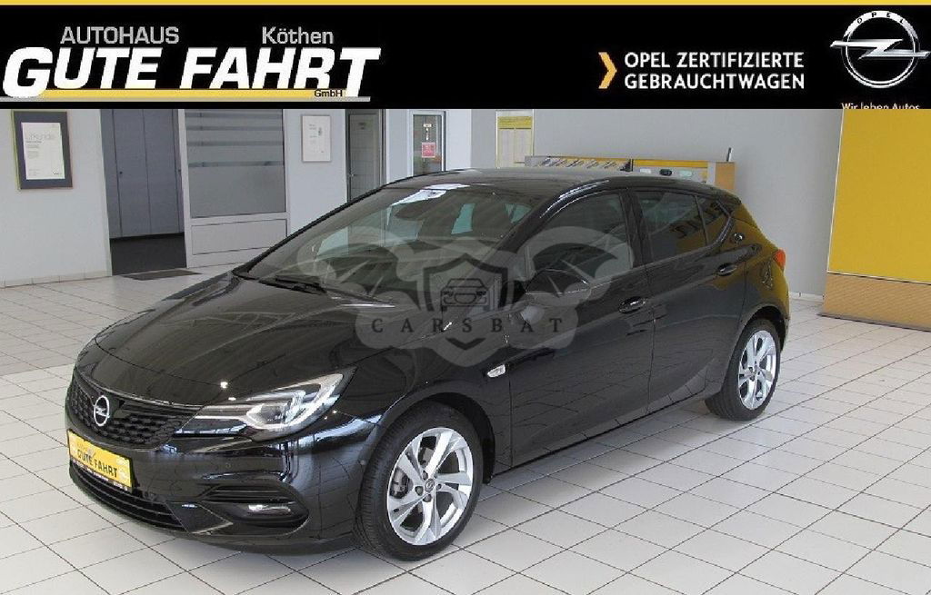 Opel Astra 2021