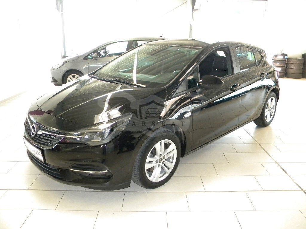 Opel Astra 2021