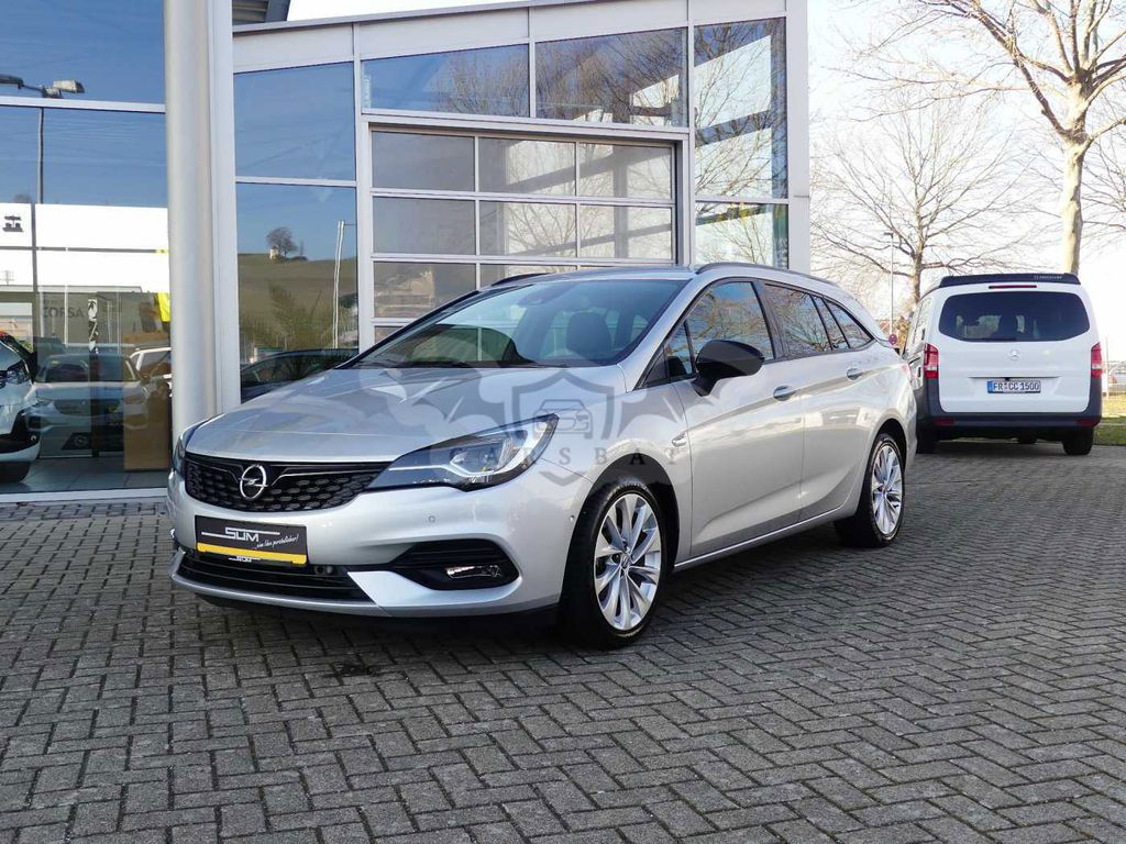 Opel Astra 2021