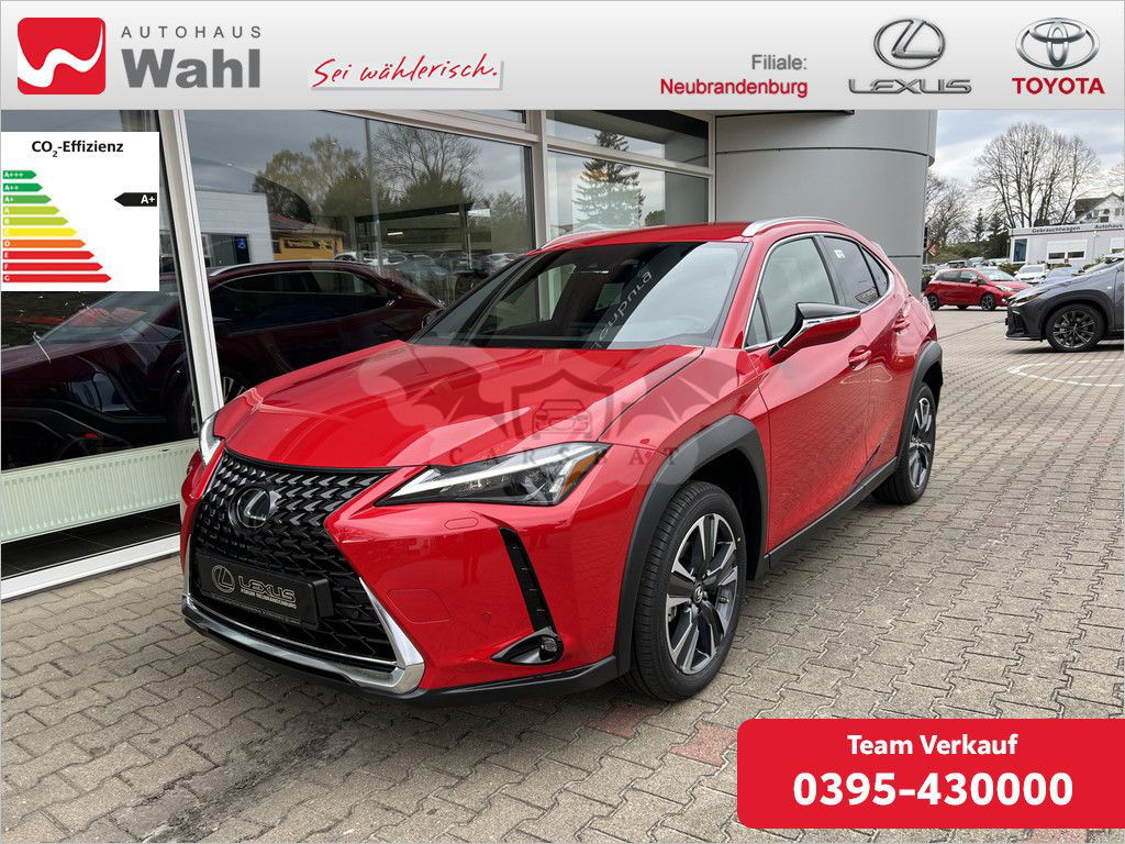 Lexus UX 2024