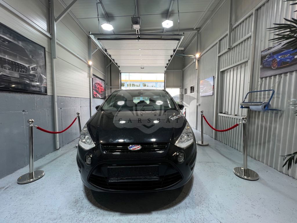 Ford S-Max 2012