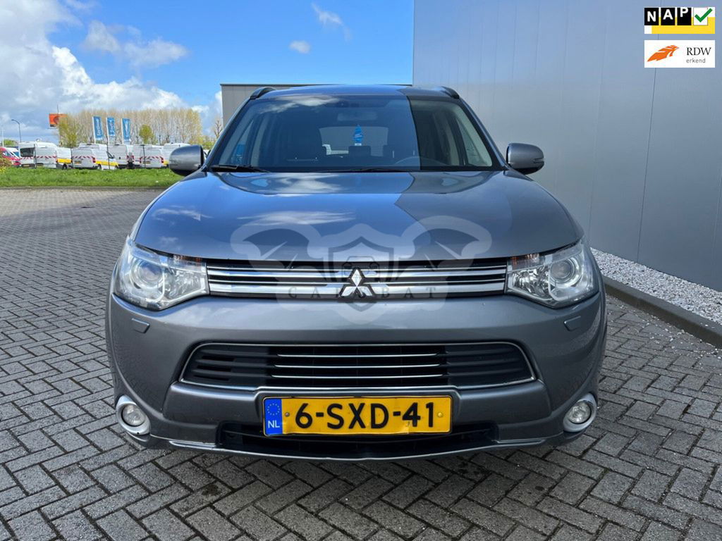 Mitsubishi Outlander 2013