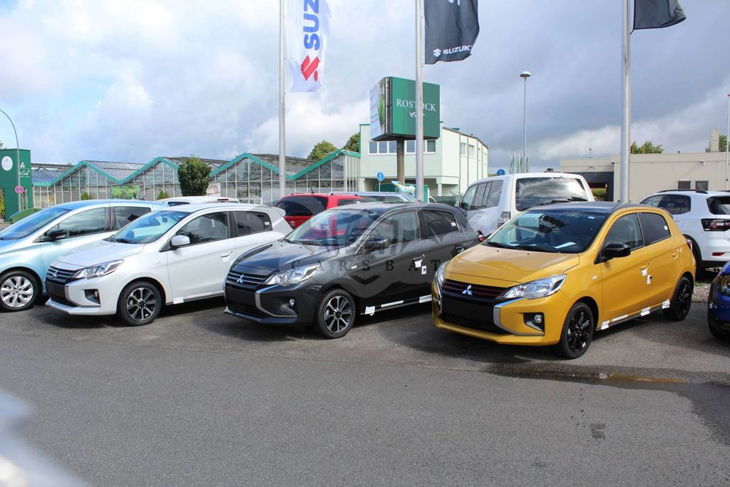 Mitsubishi Space Star 2023
