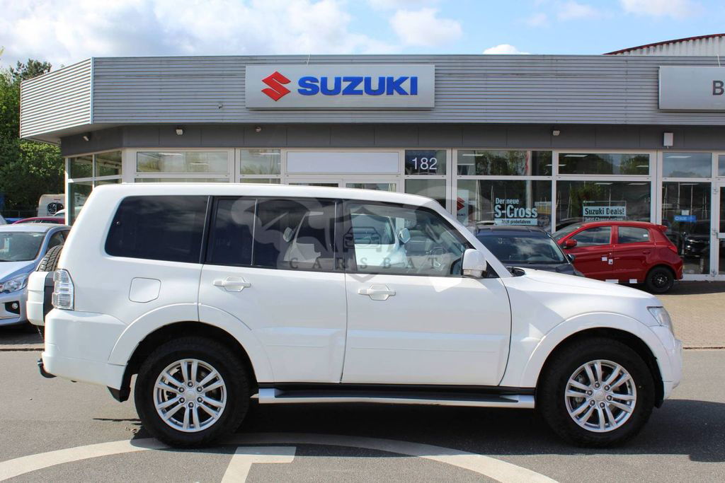 Mitsubishi Pajero 2013