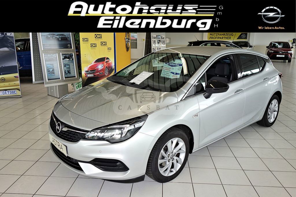 Opel Astra 2022