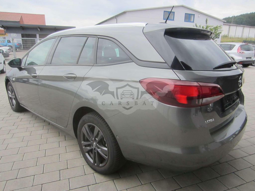 Opel Astra 2021
