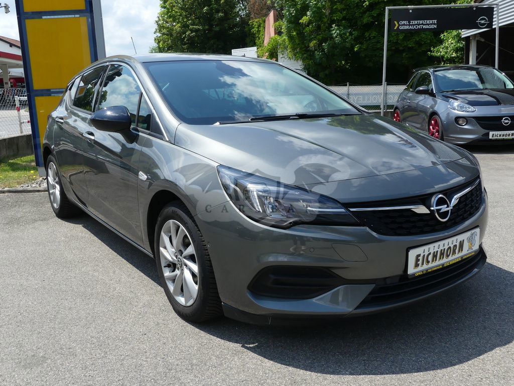 Opel Astra 2022