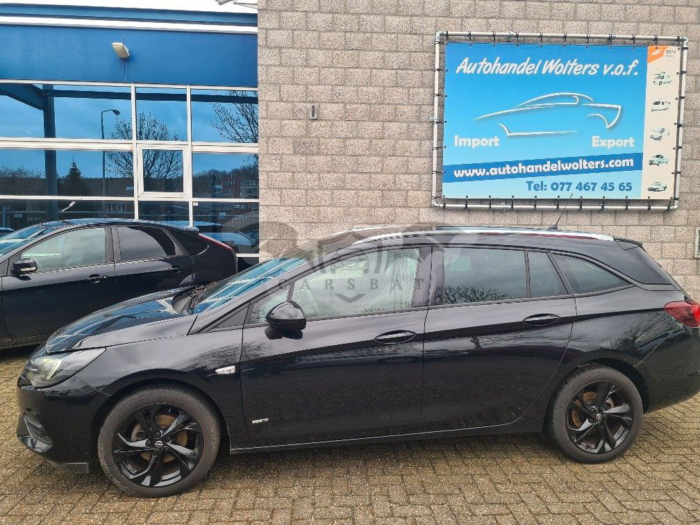 Opel Astra 2021