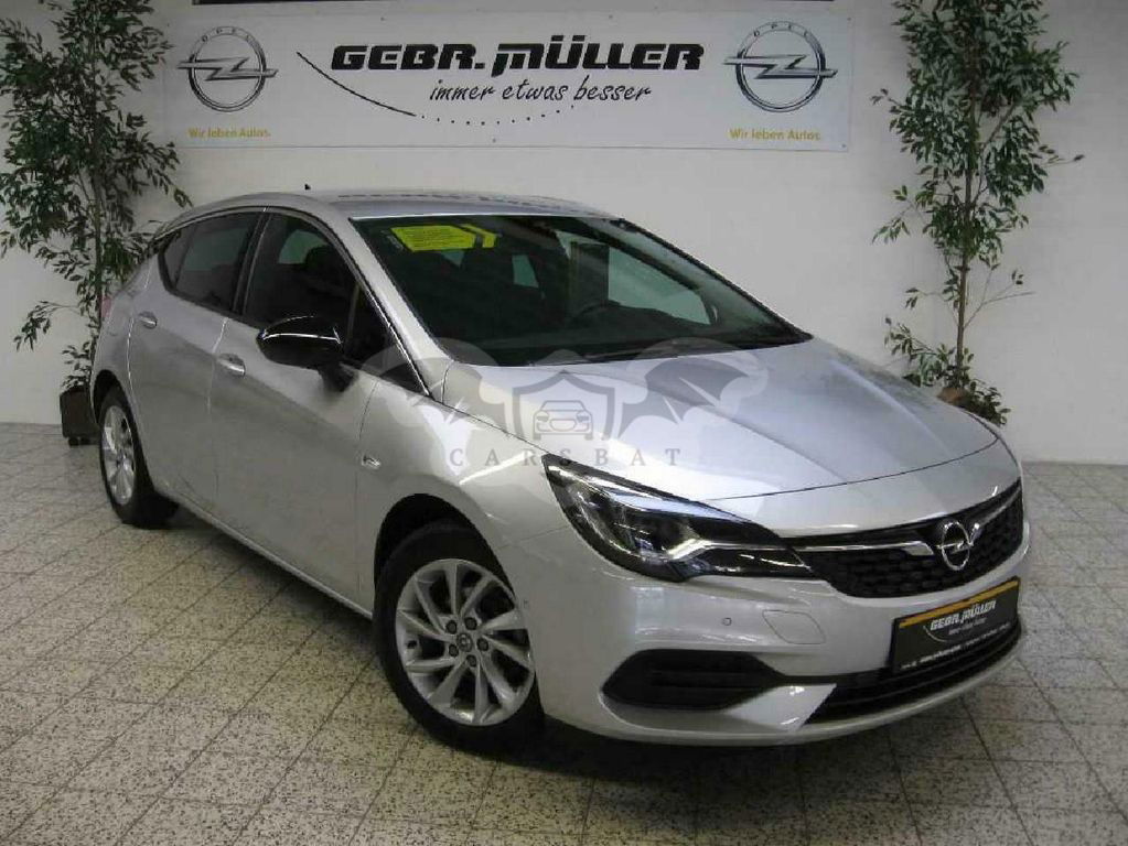 Opel Astra 2021