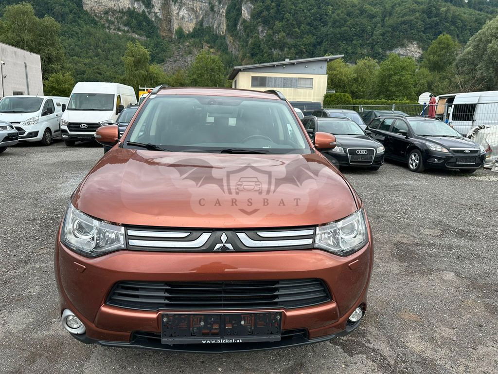 Mitsubishi Outlander 2013