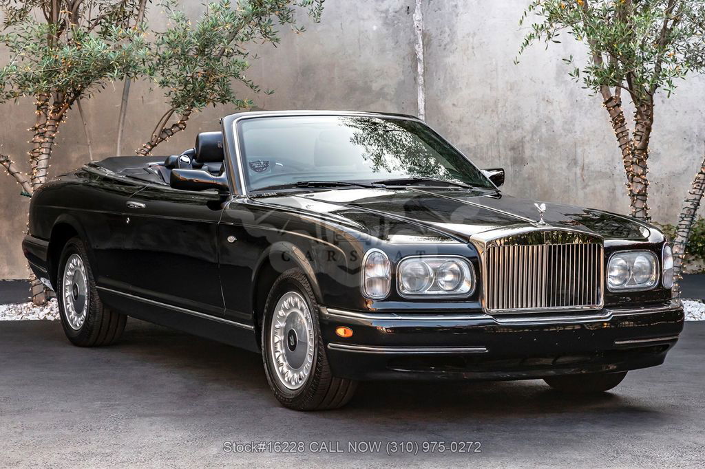 Rolls-Royce Corniche 2000