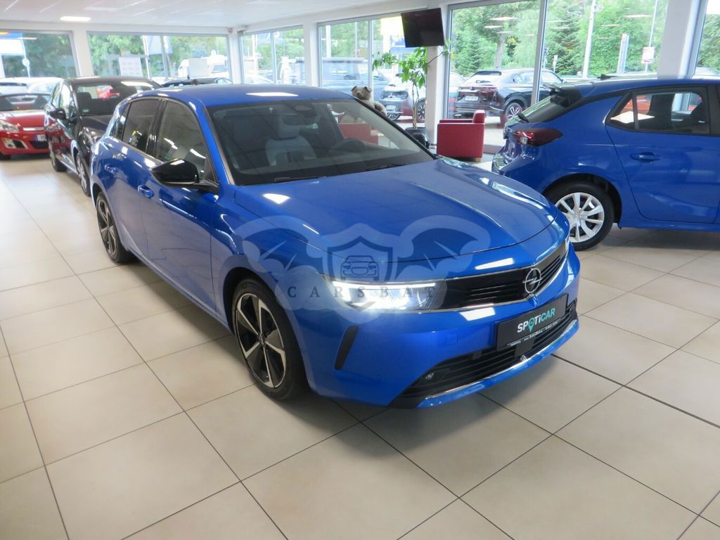 Opel Astra 2022