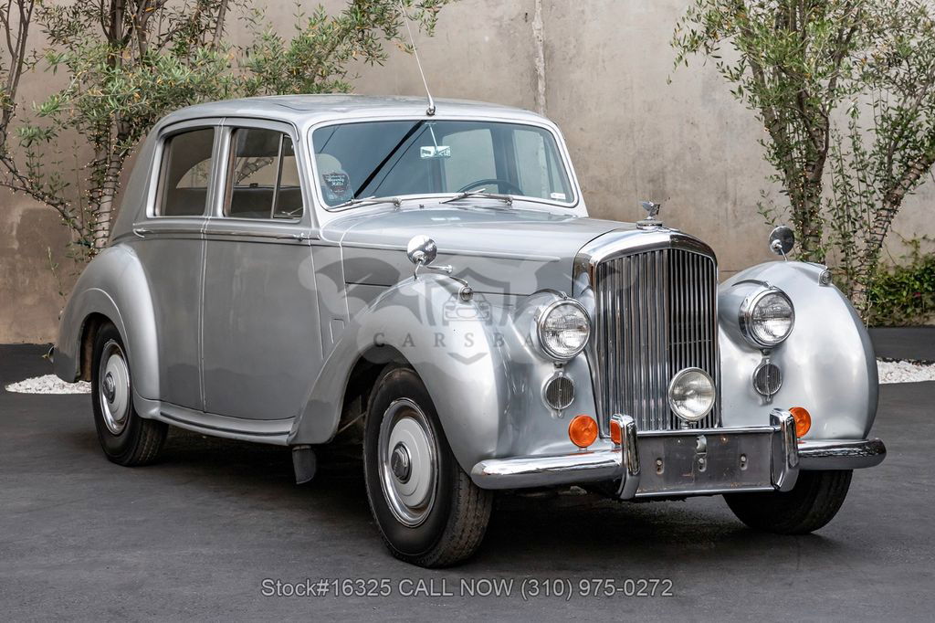 Bentley R-Type 1953