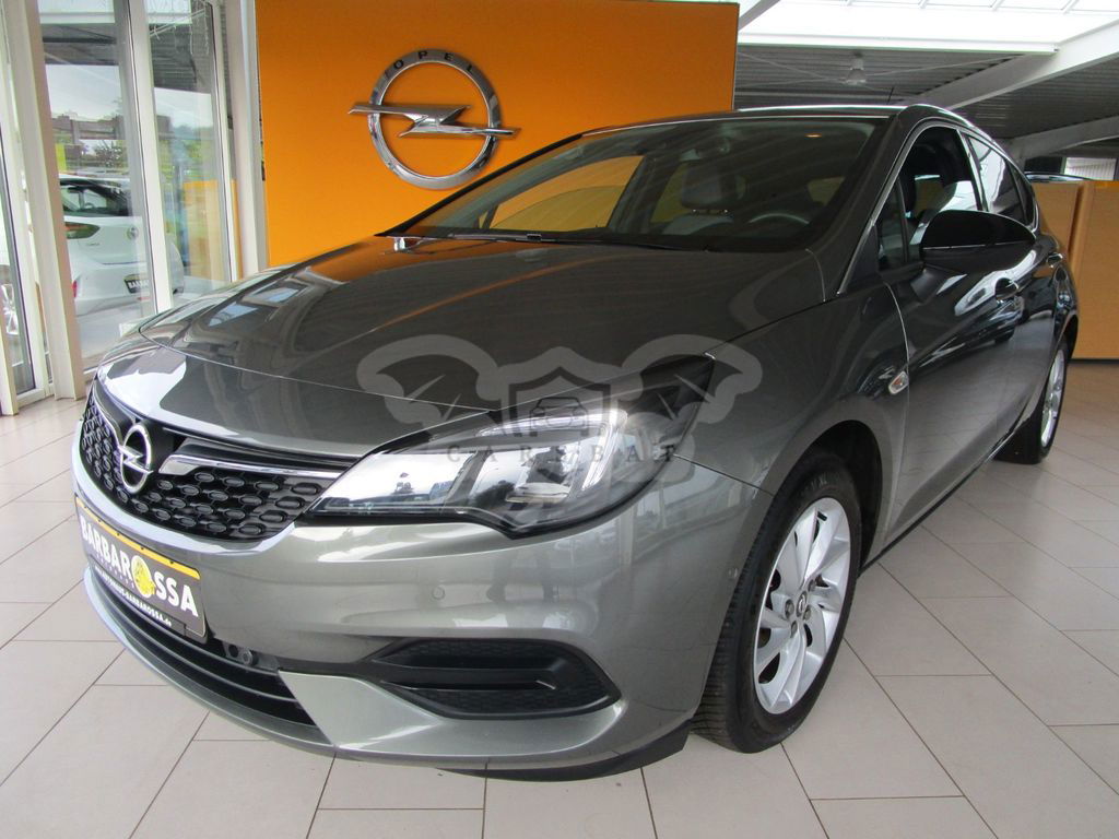 Opel Astra 2021