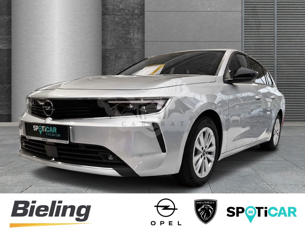 Opel Astra 2022