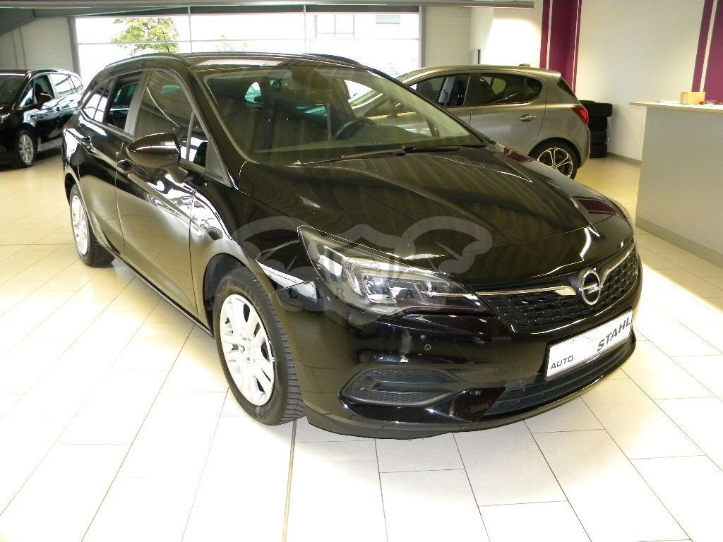 Opel Astra 2022