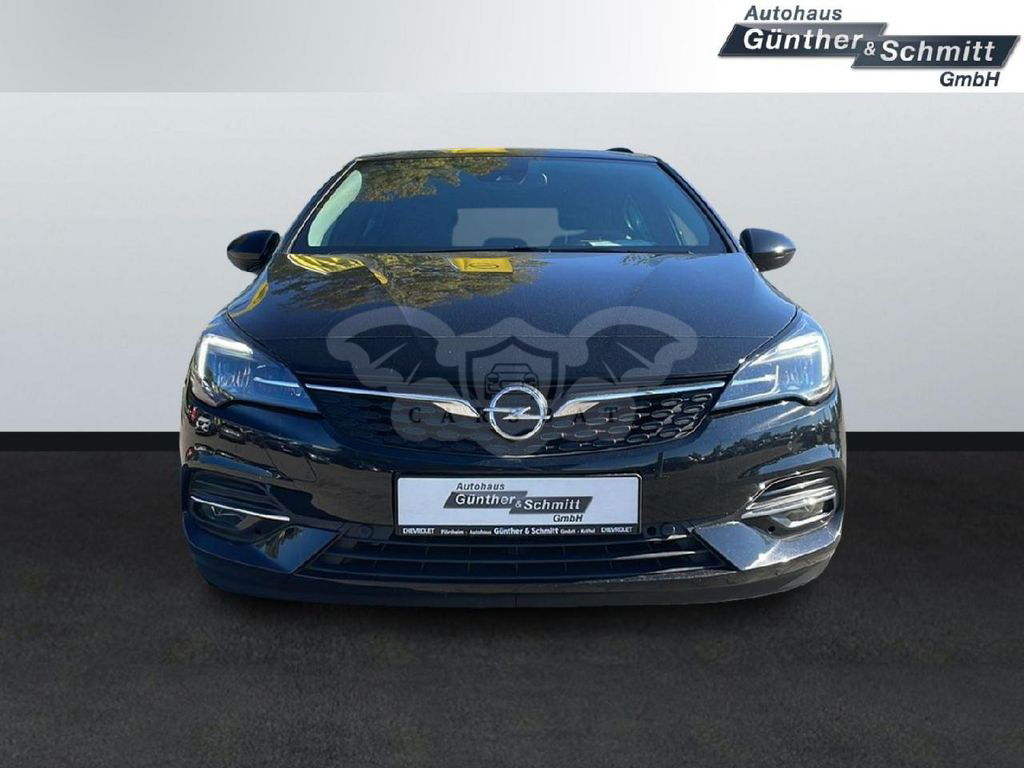 Opel Astra 2021