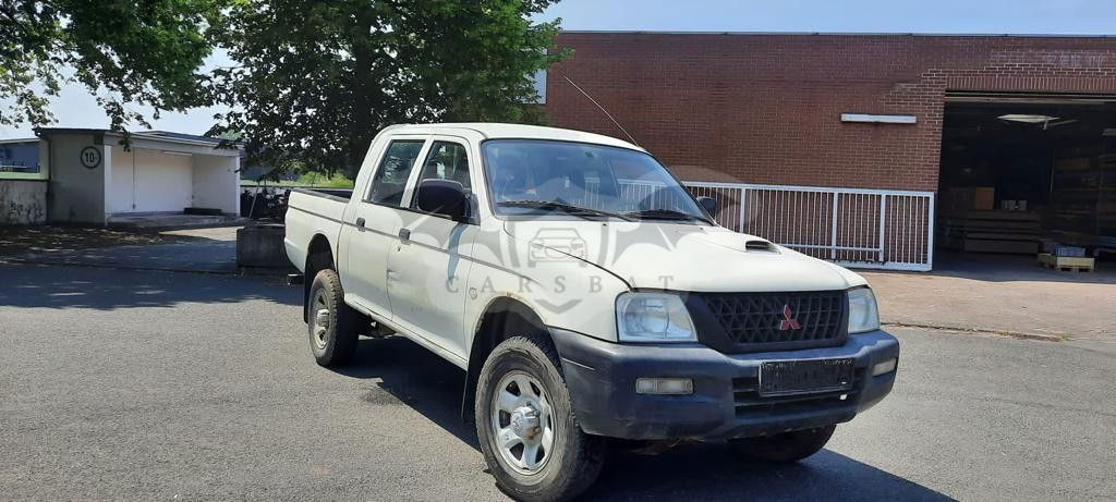 Mitsubishi L200 2004