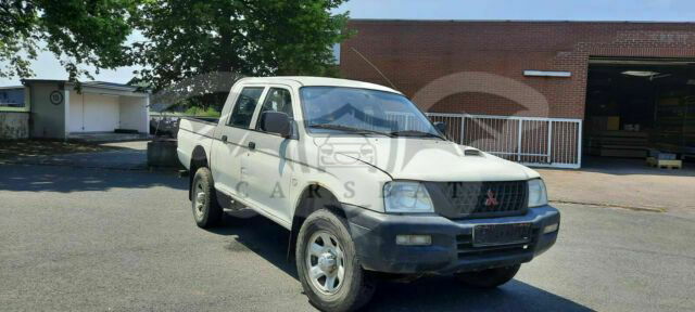 Mitsubishi L200 2002