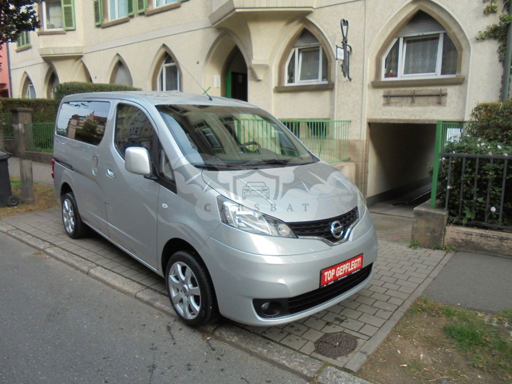 Nissan NV200 2012