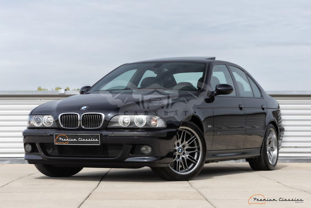 BMW M5 2003