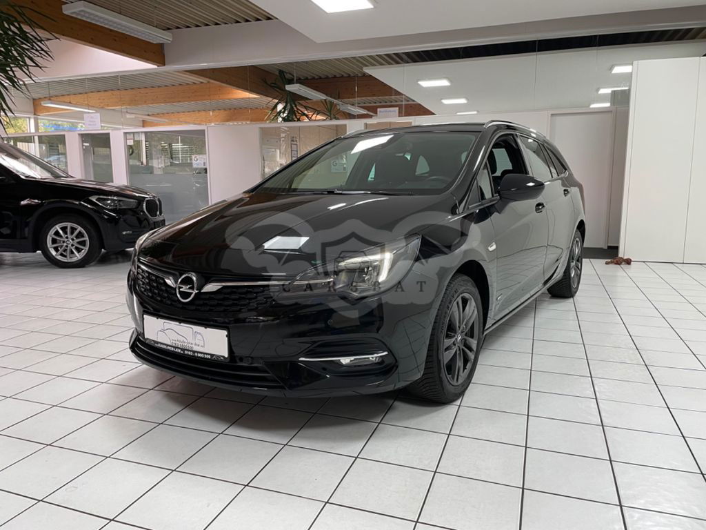 Opel Astra 2021