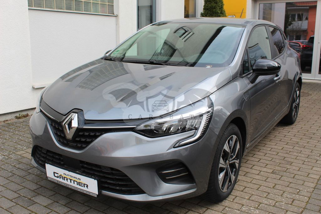 Renault Clio 2023