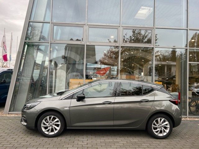 Opel Astra 2021