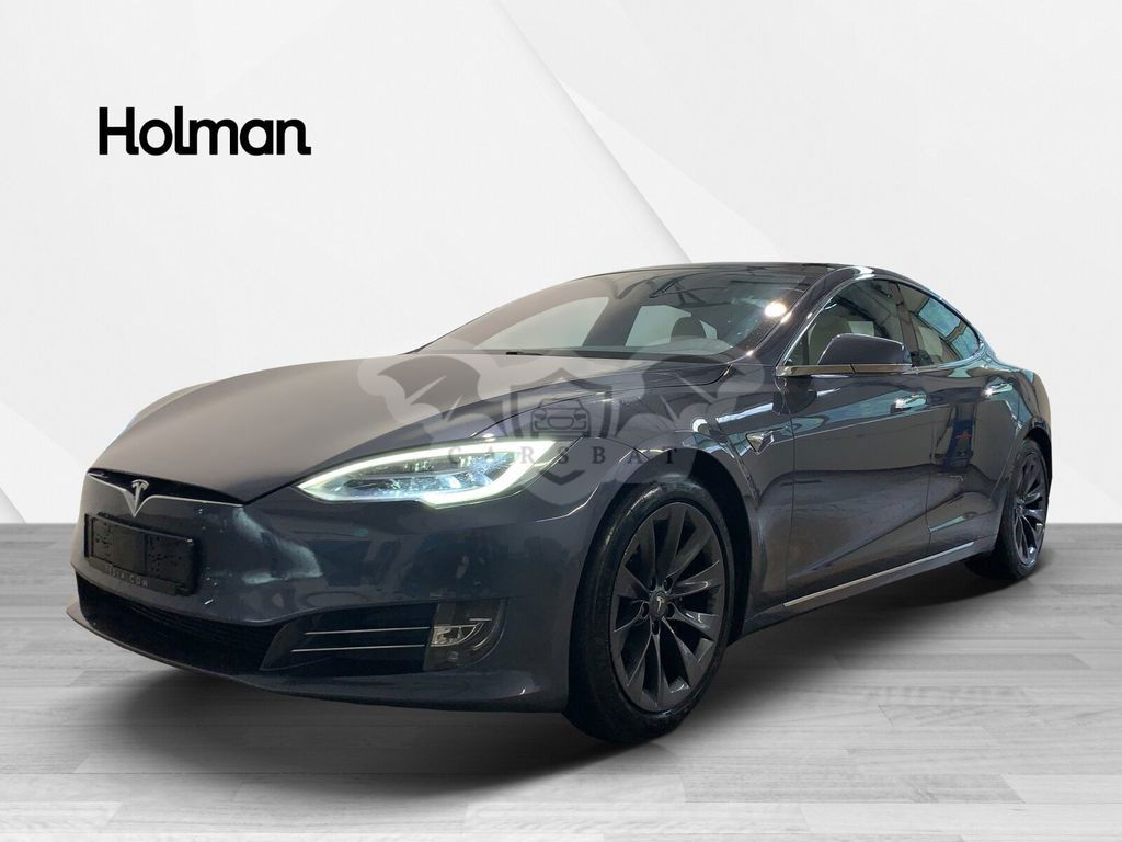 Tesla Model S 2020