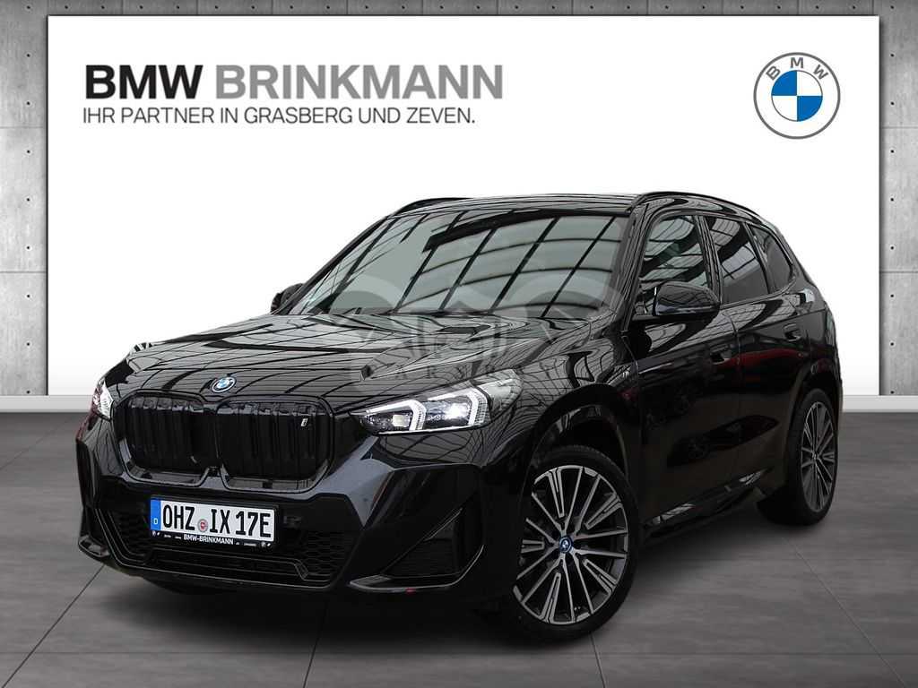 BMW iX1 2023
