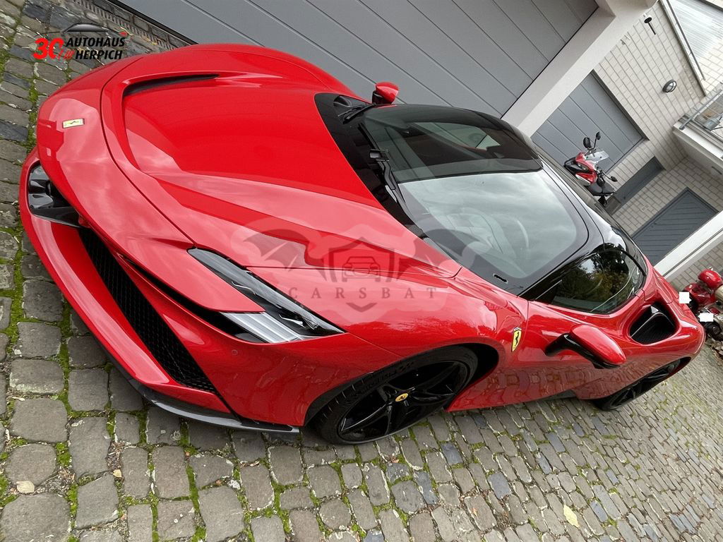 Ferrari SF90 2023