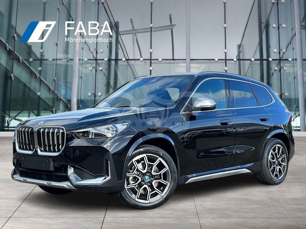 BMW iX1 2023
