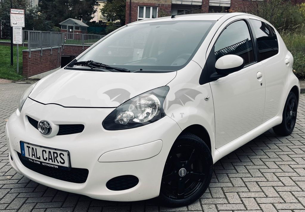 Toyota Aygo X 2011
