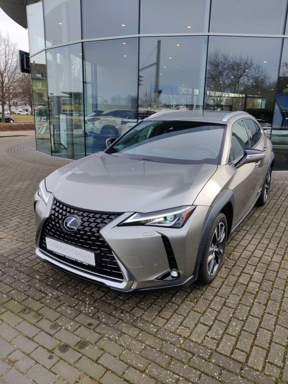 Lexus UX 2020