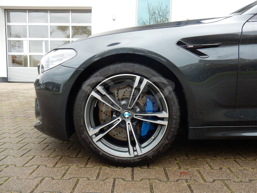 BMW M5 2020