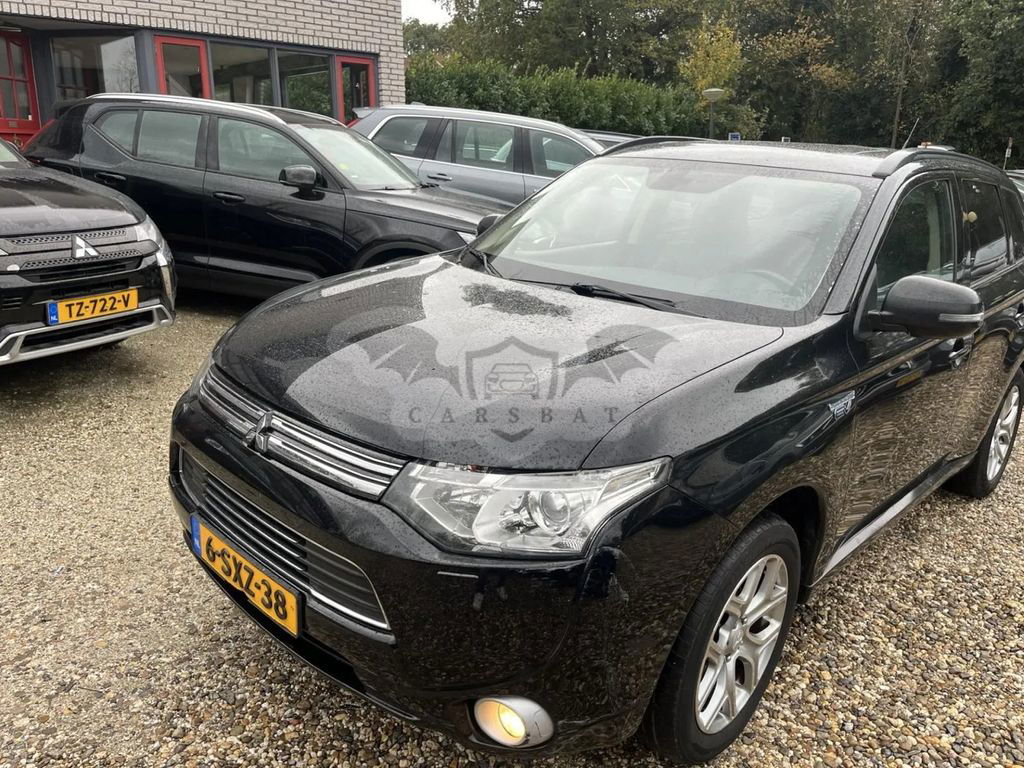Mitsubishi Outlander 2013