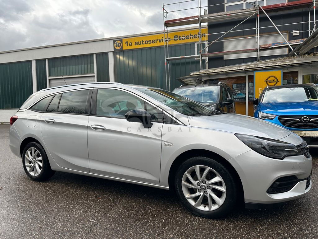 Opel Astra 2021