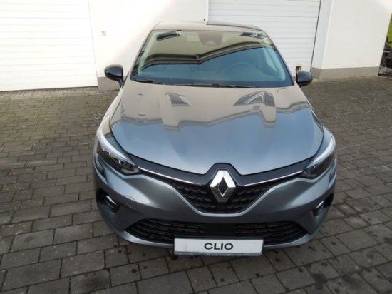 Renault Clio 2023