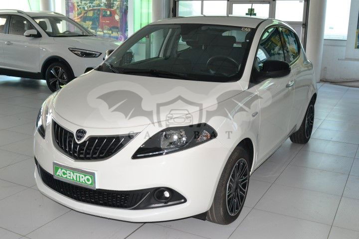 Lancia Ypsilon 2022