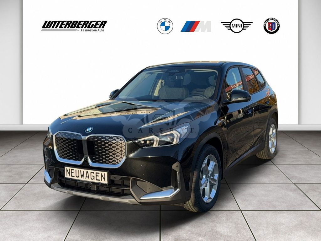 BMW iX1 2024