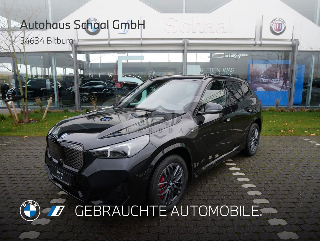 BMW iX1 2023