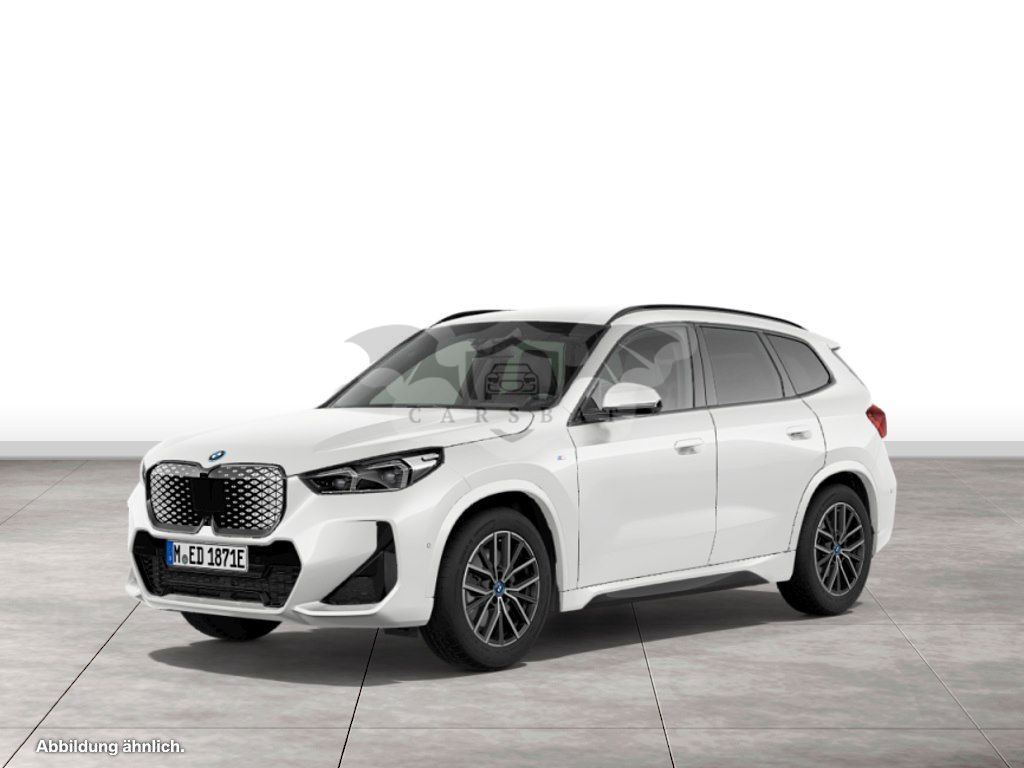 BMW iX1 2024