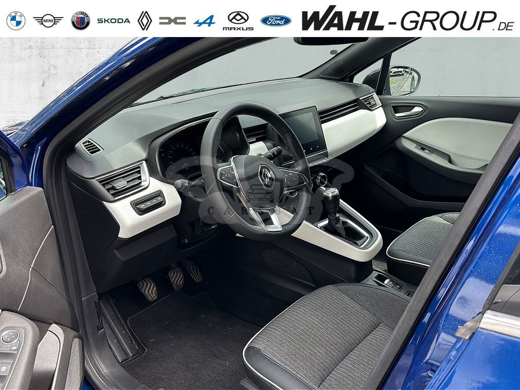 Renault Clio 2023
