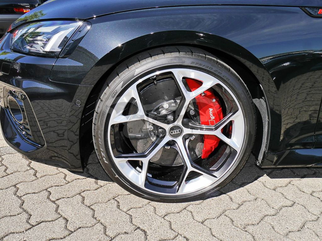Audi RS5 2024