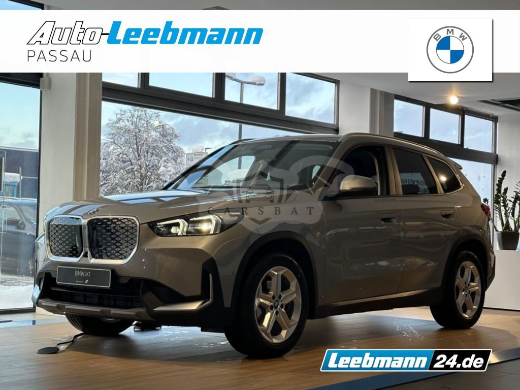 BMW iX1 2024